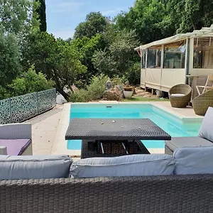 Chalet Mon Petit Eden, Le Muy