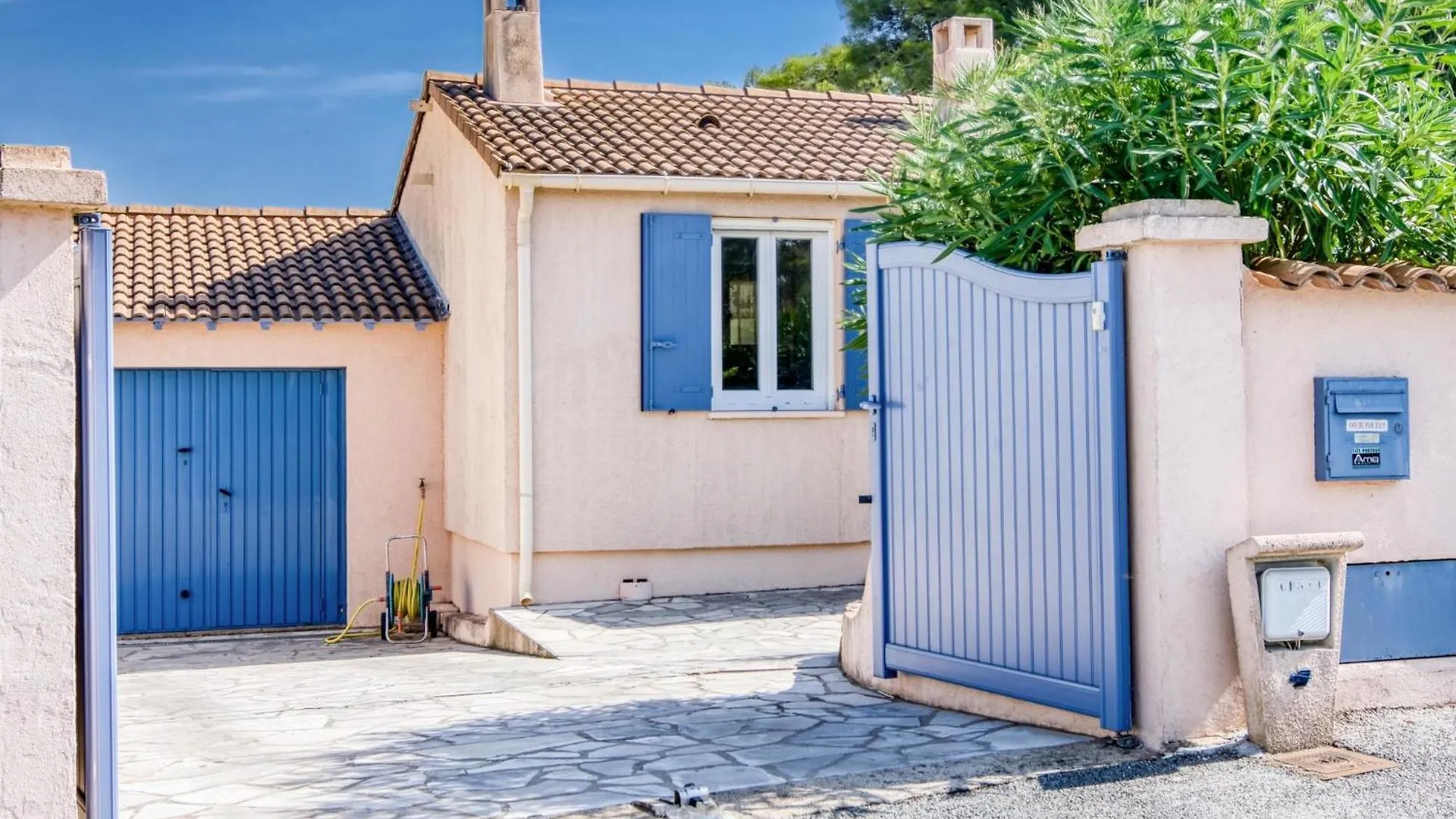 Holiday Home Les Hauts De Palayson By Interhome Le Muy 0*,